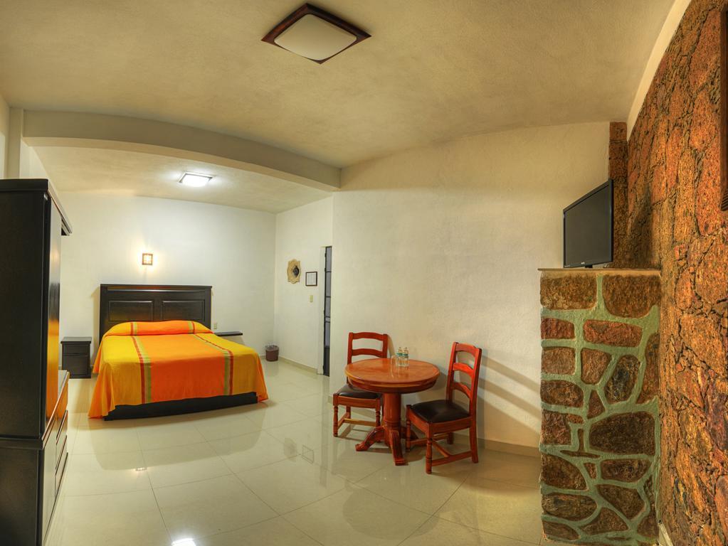 Hotel Posada San Javier Taxco de Alarcon Exterior foto